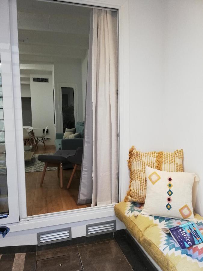 Gaudi Street Apartments Sitges Luaran gambar