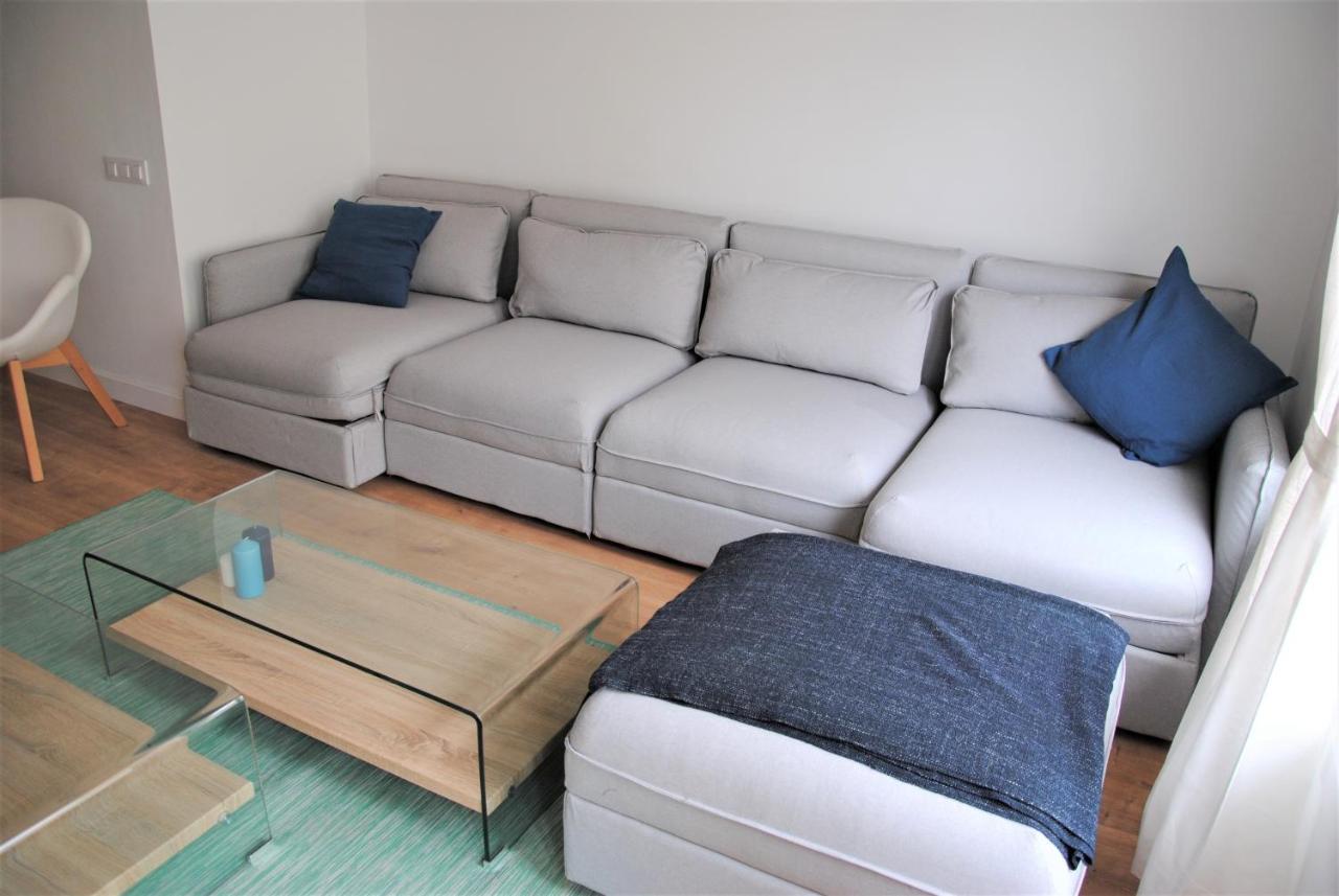 Gaudi Street Apartments Sitges Luaran gambar