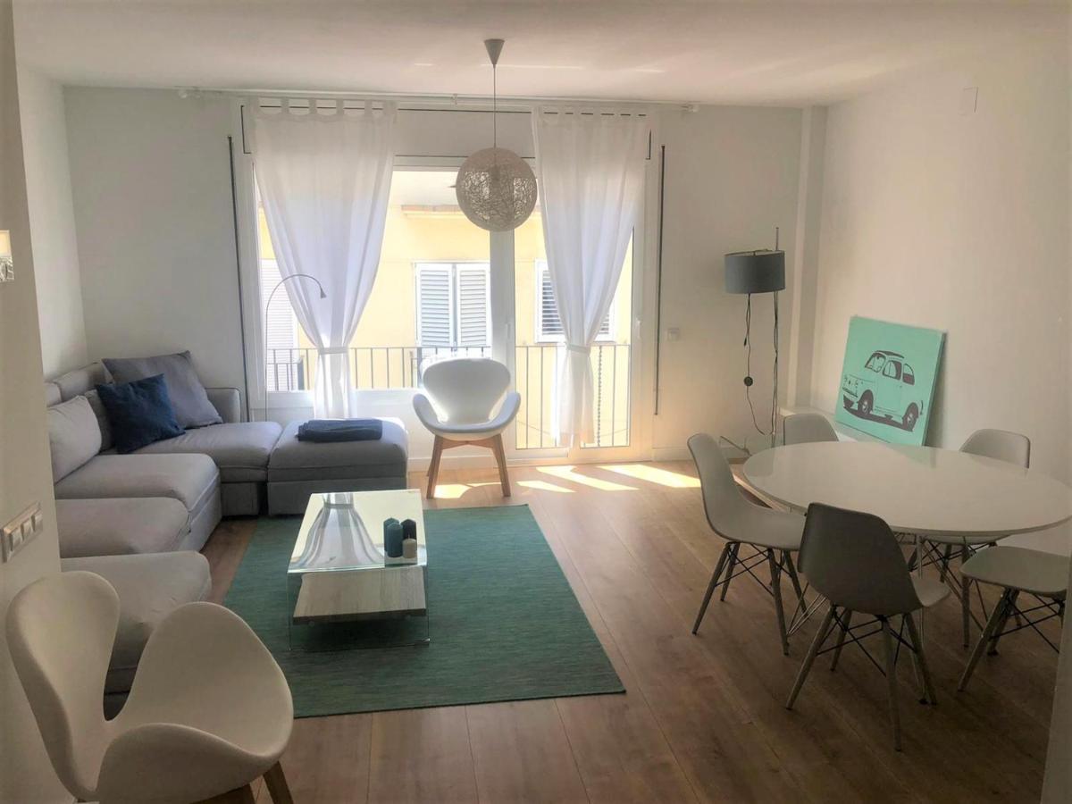 Gaudi Street Apartments Sitges Luaran gambar