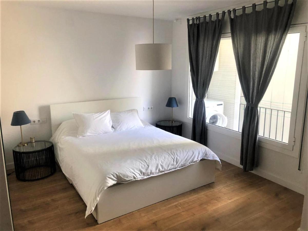 Gaudi Street Apartments Sitges Luaran gambar